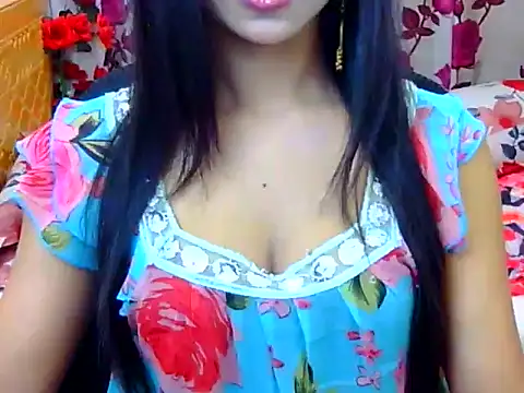 Snapshot of Alina_Nur chatting on 06.29.26 Alina Nur online show from 06.29.26