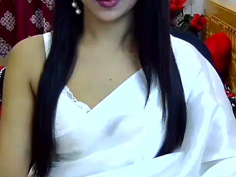 Snapshot of Alina_Nur chatting on 07.11.26 Alina Nur online show from 07.11.26