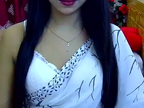 Snapshot of Alina_Nur chatting on 07.24.26 Alina Nur online show from 07.24.26