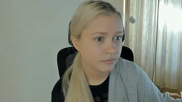 MidnightPoise online show from 06.19.26