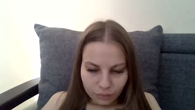  Linsyy ee  online show from 05.15.26