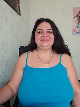 Snapshot of -CUTE-EVVIL- chatting on 05.29.26 -CUTE-EVVIL- online show from 05.29.26