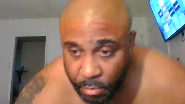 Snapshot of AlexanderTheGirth chatting on 05.09.26 AlexanderTheGirth online show from 05.09.26