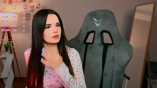 Snapshot of serenenov chatting on 06.04.26 serenenov online show from 06.04.26