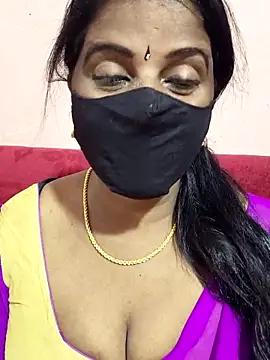 Snapshot of Sunitha-tamilponu chatting on 05.12.26 Sunitha-tamilponu online show from 05.12.26