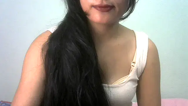 Snapshot of sharmeeli_sima chatting on 08.04.26 sharmeeli sima online show from 08.04.26