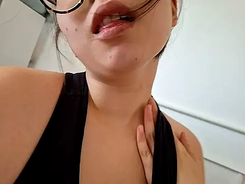 Snapshot of soliifugae chatting on 07.09.26 soliifugae online show from 07.09.26