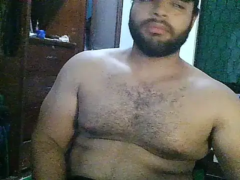 Snapshot of Bearmachin chatting on 06.18.26 Bearmachin online show from 06.18.26