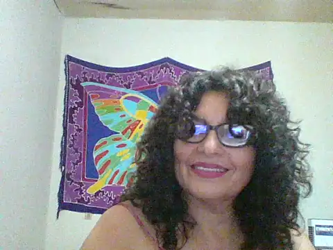 Snapshot of Rochi51 chatting on 05.18.26 Rochi51 online show from 05.18.26