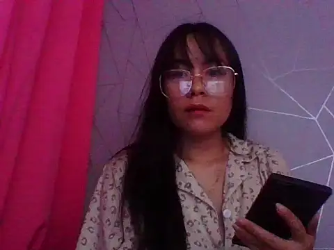 Snapshot of Bad_bish21 chatting on 06.11.26 Bad bish21 online show from 06.11.26