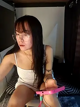 Snapshot of Bad_bish21 chatting on 08.08.26 Bad bish21 online show from 08.08.26