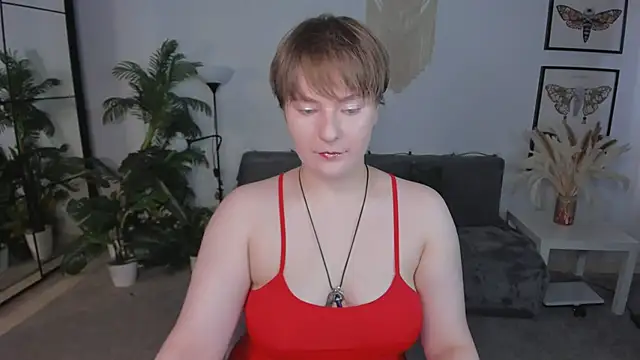 Snapshot of MelittaStorrie chatting on 05.20.26 MelittaStorrie online show from 05.20.26