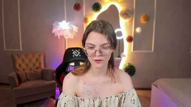 Avrora Spark online show from 04.27.26