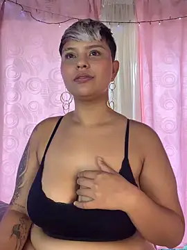 A CURVY HOT online show from 05.11.26