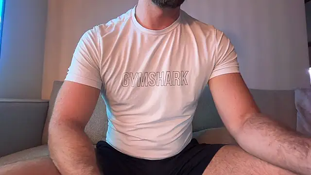 Snapshot of gymshrk chatting on 05.19.26 gymshrk online show from 05.19.26