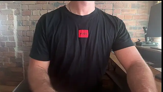 Snapshot of gymshrk chatting on 06.15.26 gymshrk online show from 06.15.26