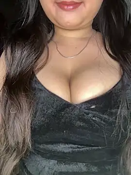 Snapshot of Naughty_pooja44 chatting on 05.15.26 Naughty pooja44 online show from 05.15.26