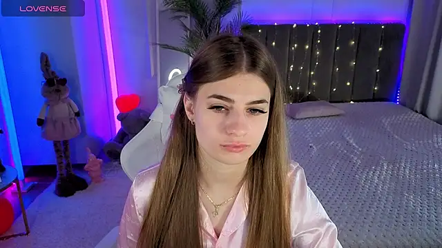 Snapshot of Dayana_Mood chatting on 05.08.26 Dayana Mood online show from 05.08.26