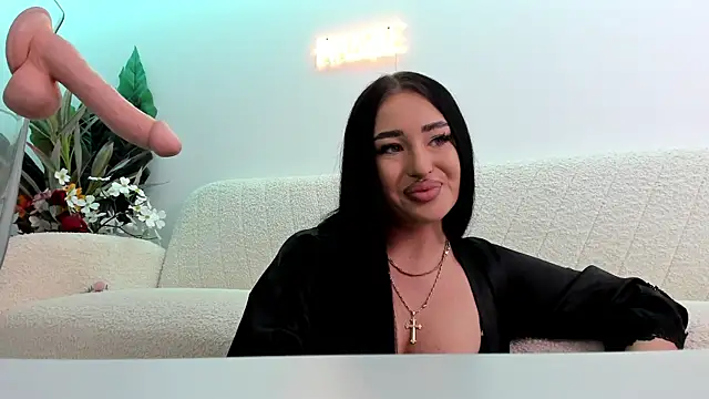 EmeraldKatt online show from 04.27.26