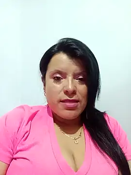 Snapshot of Samantha_Kieran chatting on 05.26.26 Samantha Kieran online show from 05.26.26