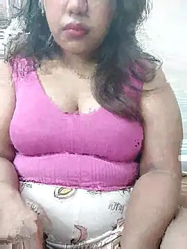 Snapshot of HD_Queen_69 chatting on 07.17.26 HD Queen 69 online show from 07.17.26