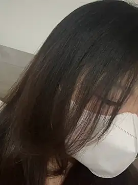 Snapshot of Ni_Tran chatting on 06.26.26 Ni Tran online show from 06.26.26