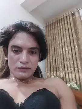 Snapshot of SexyShila-97 chatting on 06.04.26 SexyShila-97 online show from 06.04.26