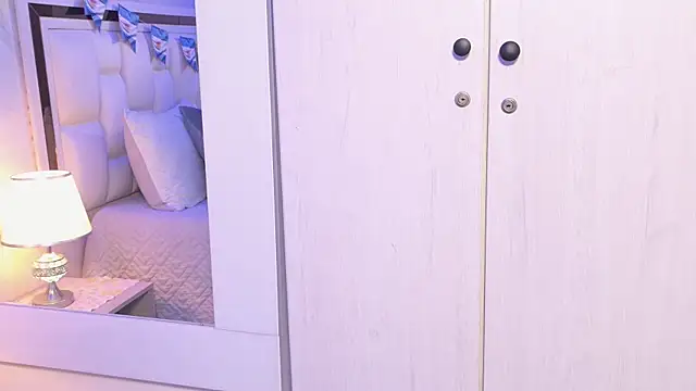 Paulina25  online show from 06.27.26