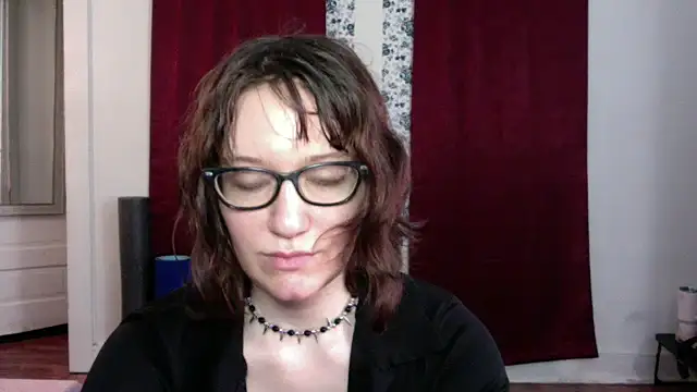 Snapshot of AnnywnBelle chatting on 05.22.26 AnnywnBelle online show from 05.22.26