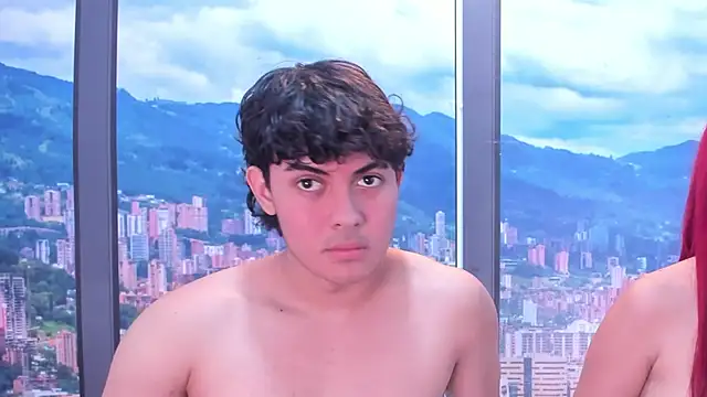 LunnaAndLiam online show from 04.28.26