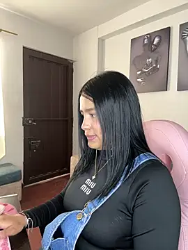 Danesha23 online show from 05.01.26
