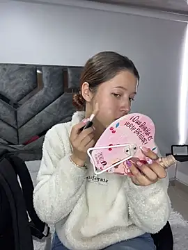Snapshot of Ally_sunnn chatting on 05.03.26 Ally sunnn online show from 05.03.26