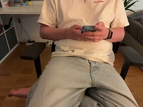 hotbiboy2003 online show from 05.05.26