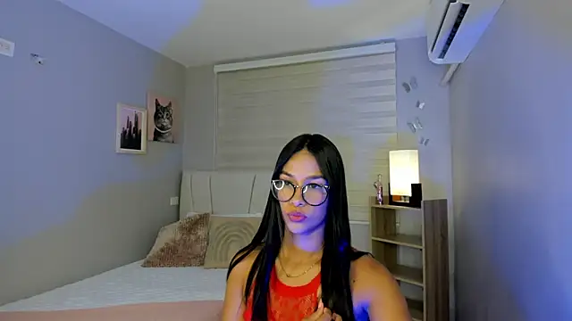 Snapshot of lina_phoxy chatting on 05.11.26 lina phoxy online show from 05.11.26