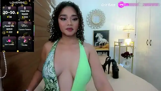 Snapshot of curly_tops69 chatting on 06.14.26 curly tops69 online show from 06.14.26