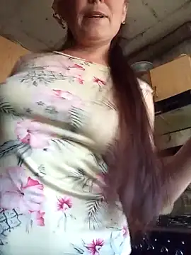 Snapshot of MerelinMILf2 chatting on 05.03.26 MerelinMILf2 online show from 05.03.26