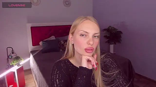 Snapshot of NancyGlamour chatting on 05.14.26 NancyGlamour online show from 05.14.26