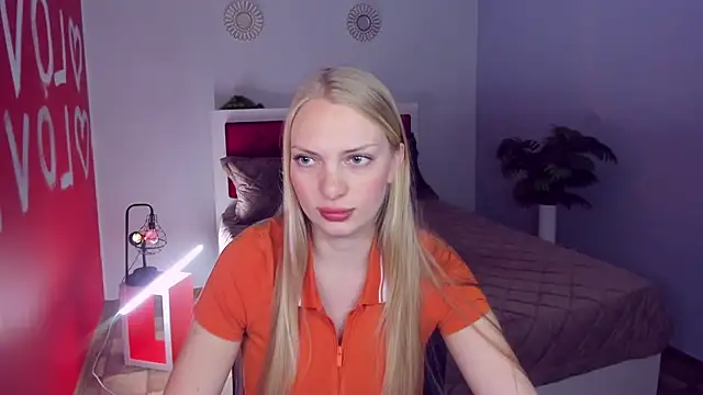 Snapshot of NancyGlamour chatting on 06.01.26 NancyGlamour online show from 06.01.26
