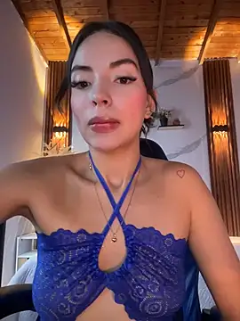 Snapshot of catalina_lafer chatting on 05.28.26 catalina lafer online show from 05.28.26
