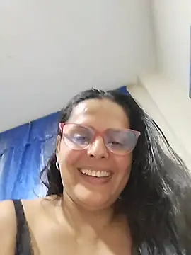 Snapshot of Bella_Morena27 chatting on 05.05.26 Bella Morena27 online show from 05.05.26