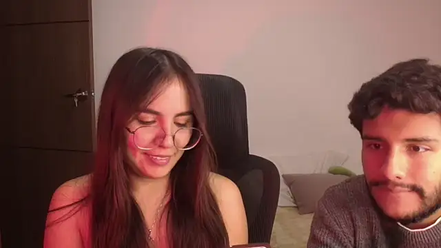 Snapshot of abbyyandmaxx chatting on 07.15.26 abbyyandmaxx online show from 07.15.26