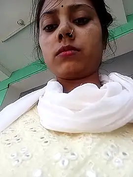 Snapshot of Simmi-00 chatting on 05.07.26 Simmi-00 online show from 05.07.26