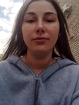 Elsa1904 online show from 04.30.26