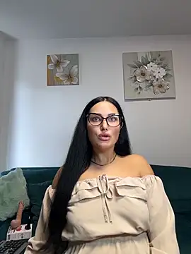 Snapshot of AnyEvyy chatting on 06.18.26 AnyEvyy online show from 06.18.26