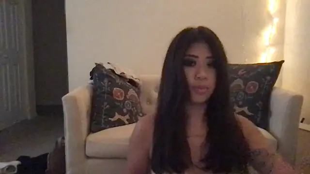 Snapshot of kittycat4810 chatting on 06.01.26 kittycat4810 online show from 06.01.26