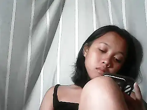Snapshot of Yours_AsianPinayGirl18 chatting on 06.10.26 Yours AsianPinayGirl18 online show from 06.10.26