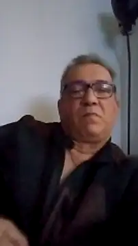 Snapshot of Soloyan chatting on 02.02.25 Soloyan online show from 02.02.25