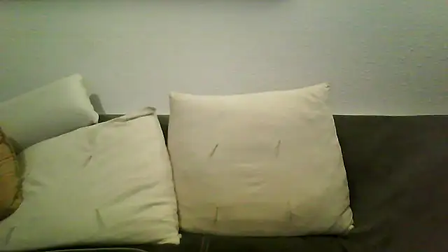 Snapshot of Soloyan chatting on 09.30.25 Soloyan online show from 09.30.25