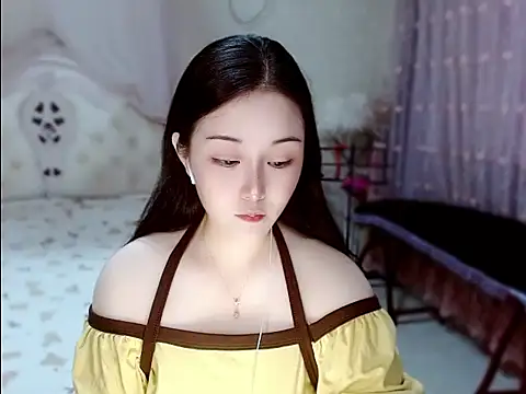 Snapshot of Amy-cnbaby chatting on 06.24.26 Amy-cnbaby online show from 06.24.26
