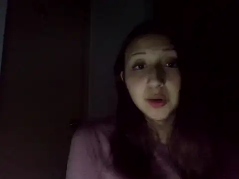 Snapshot of 010874 chatting on 05.28.26 010874 online show from 05.28.26